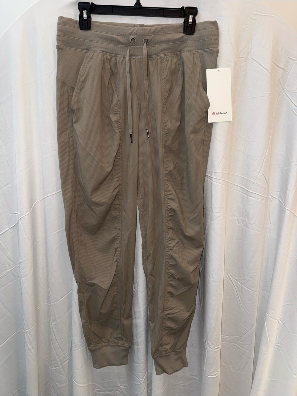 lululemon dance studio joggers